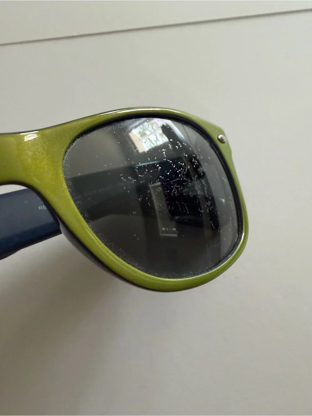 Ray-Ban RB 2132 New Wayfarer 791/32 Blue / Green Frames + Cloth